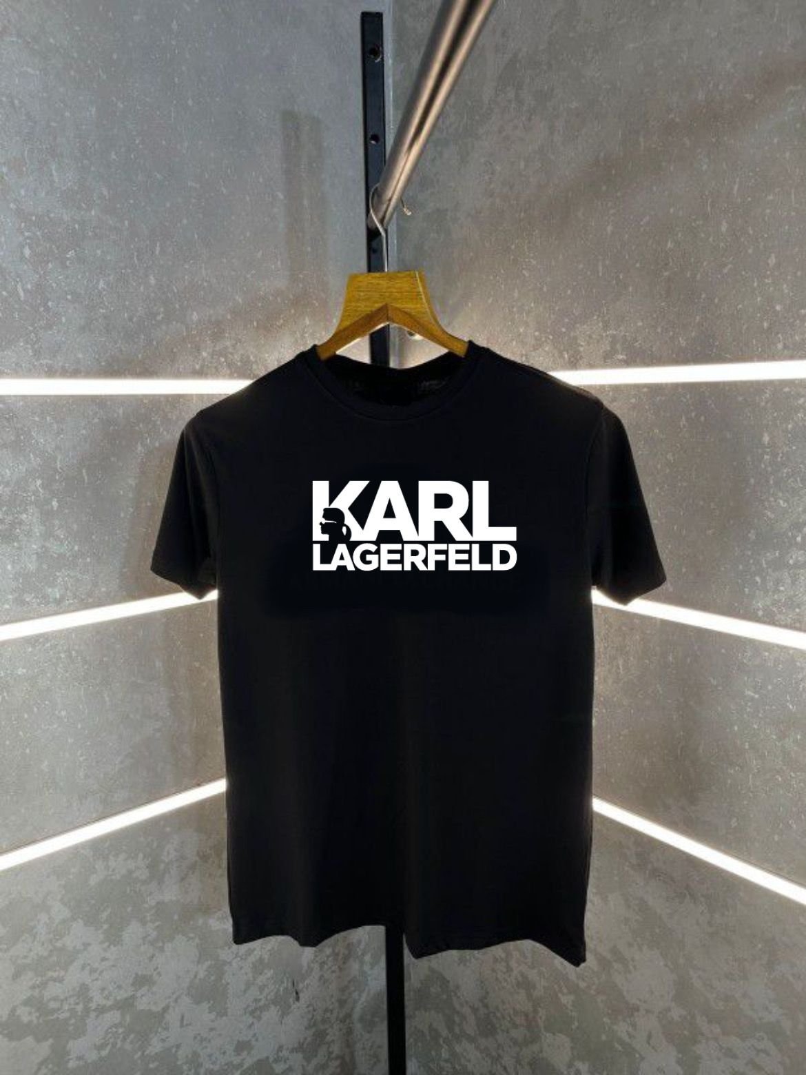 HALF SLEEVES T-SHIRTS in 2 awesome colours