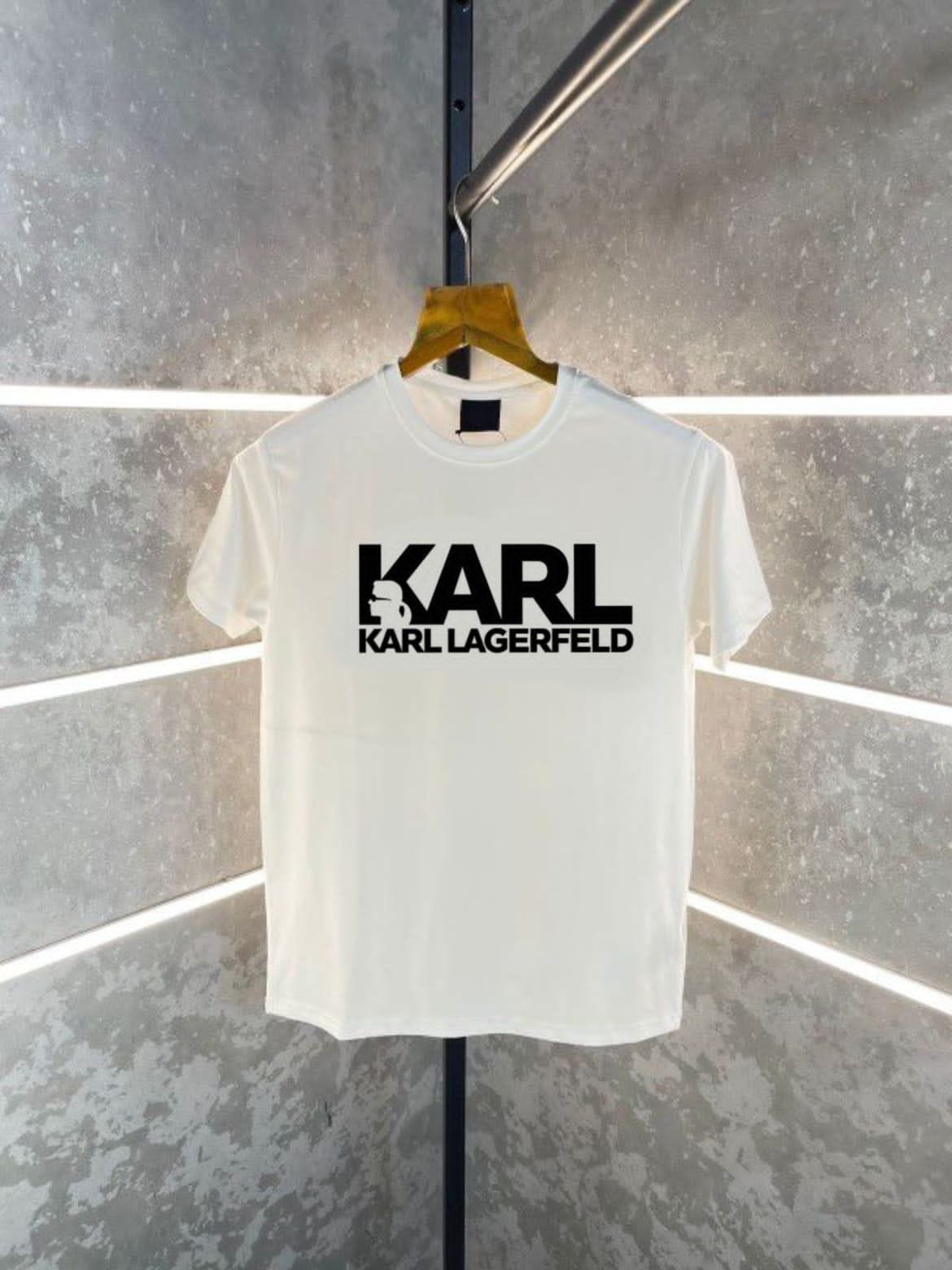 HALF SLEEVES T-SHIRTS in 2 awesome colours