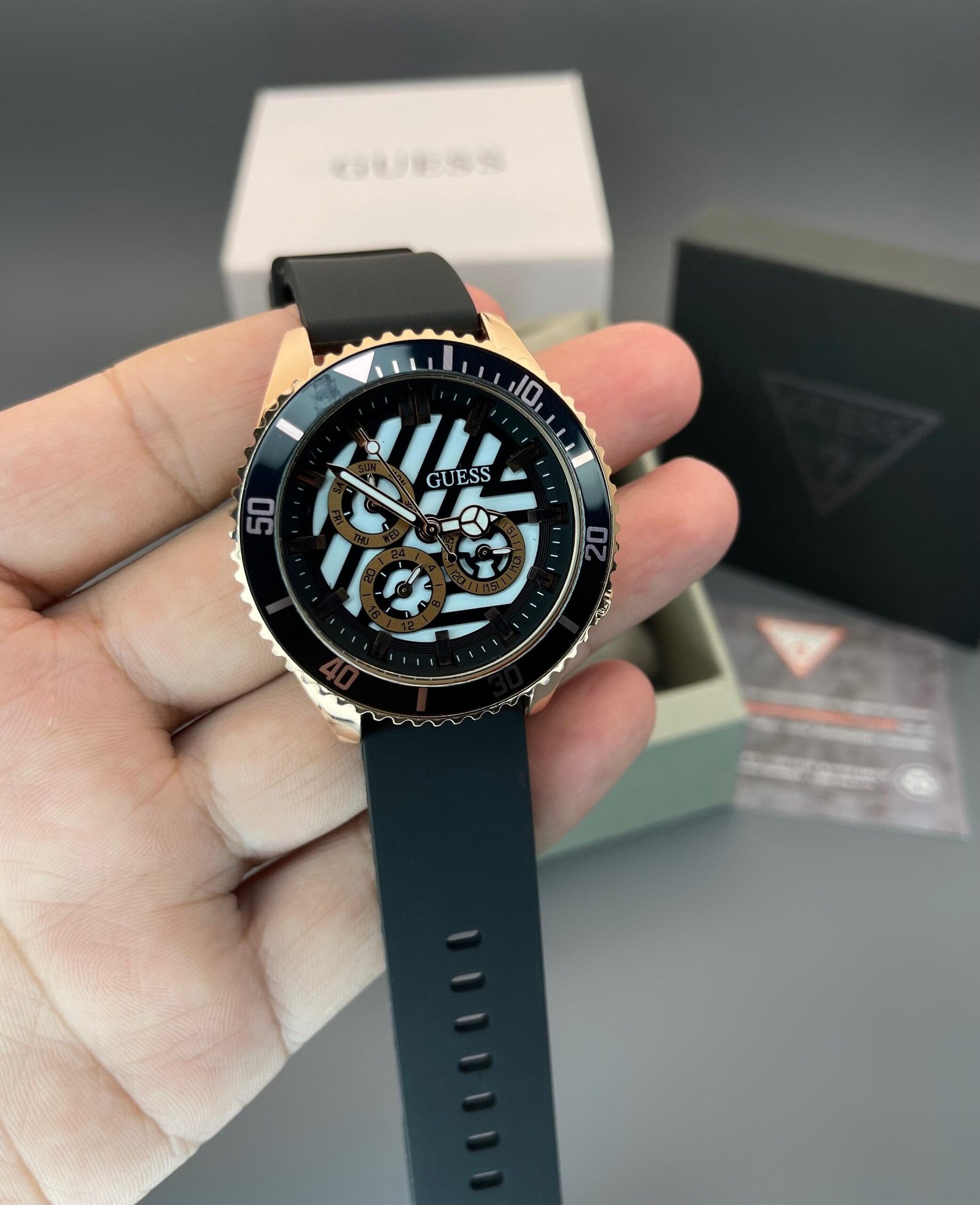 Guess Grey Rubber strap Watch Guess Grey Rubber strap Watch